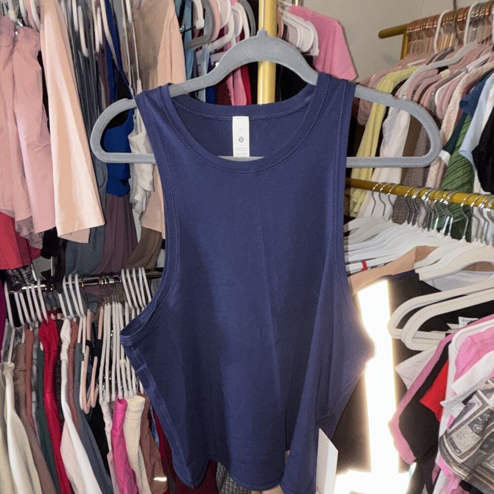 lululemon Women’s Squad Goals Tank Top Blue 6 Scoop Neck Classic Fit Stretch